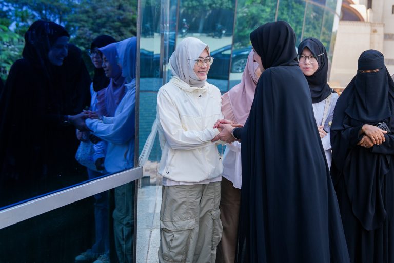 Visit to the World Organisation for Al-Azhar Graduates, and an honour
